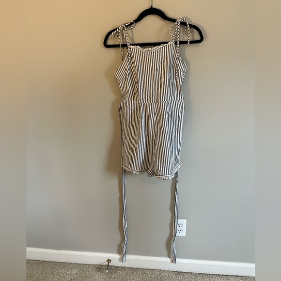 Harper & Me Striped Romper - Picture 7 of 7